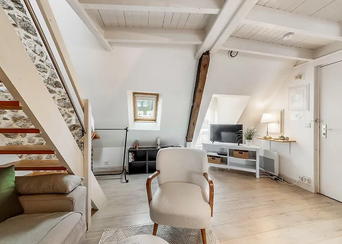 Le Ruellan Charmant Duplex Proche Plage